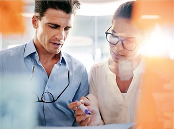 Gestión de datos normativos y financieros